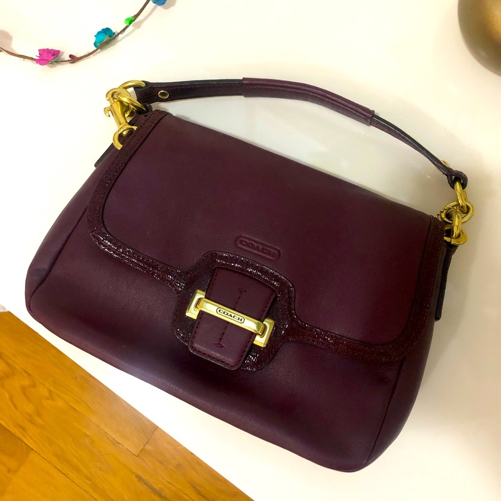 Coach like-new maroon purse in great condition!